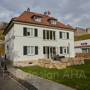  Apartment Stadtnah Im Dg